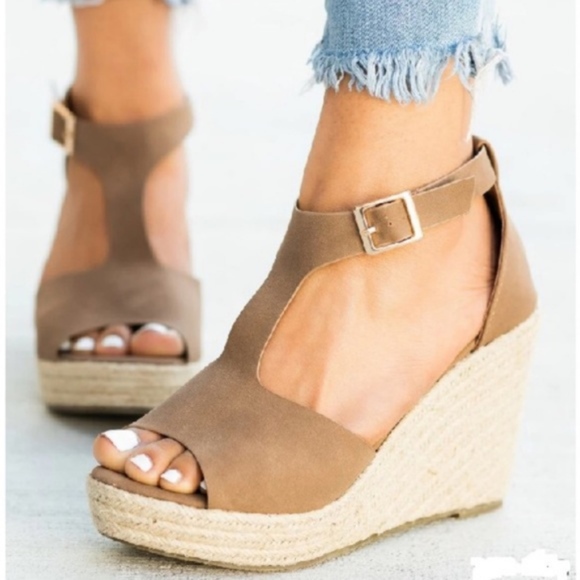 RILYN Wedge - MOCHA - Picture 2 of 2